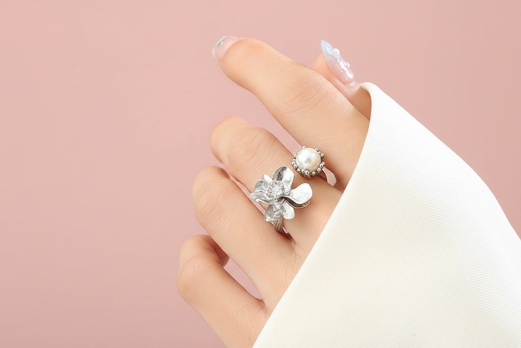French Retro Floral Ring
