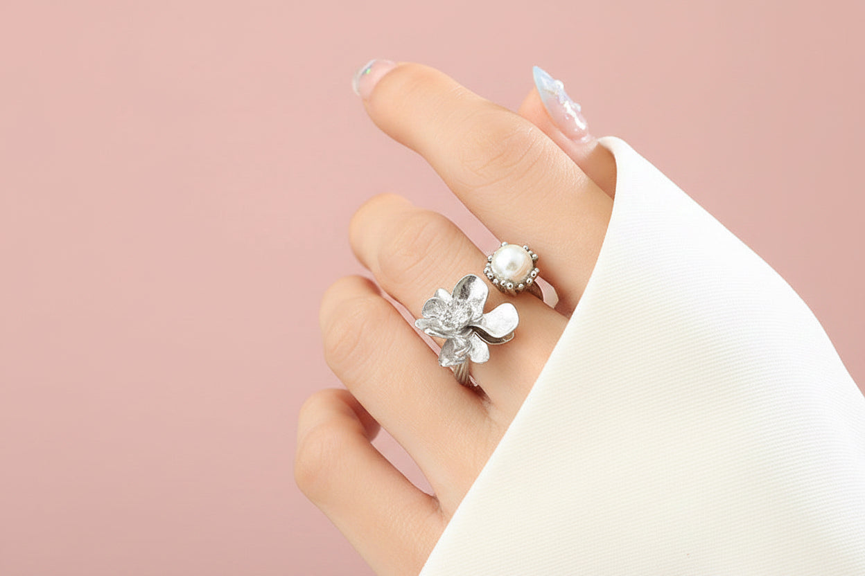 French Retro Floral Ring