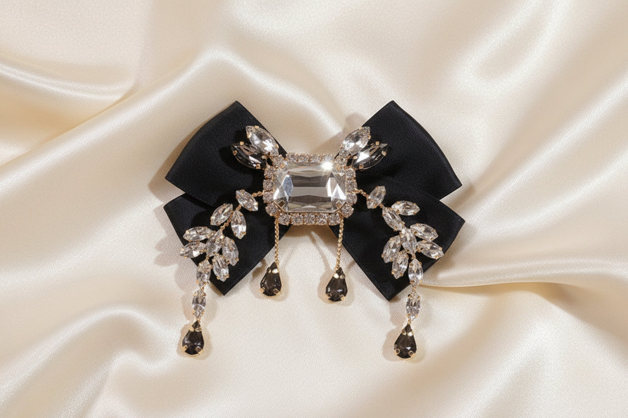 Shirt Collar Bowtie Rhinestone Brooch