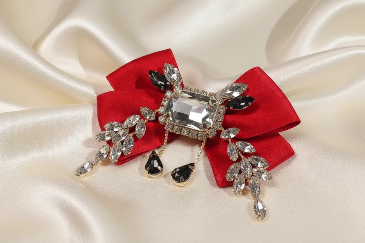 Shirt Collar Bowtie Rhinestone Brooch