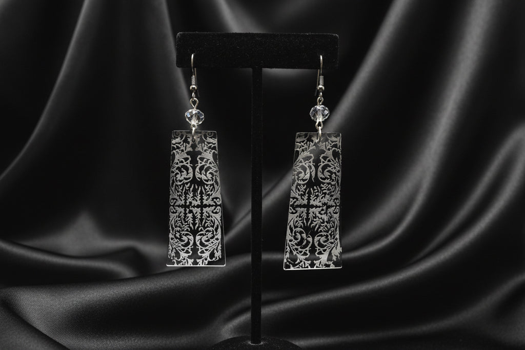 ⚜️Baroque Lace Glass Baguette Earrings