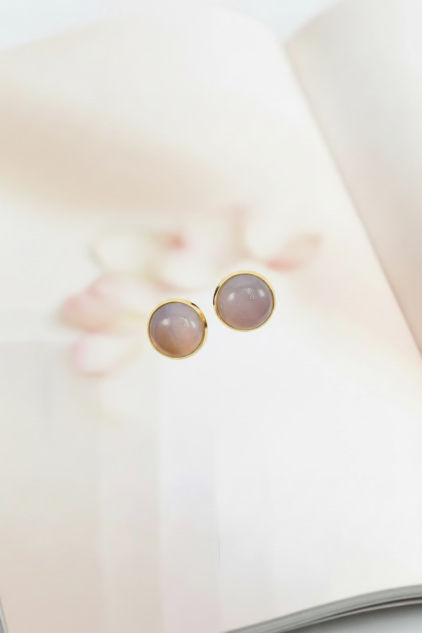 Genuine Grey Agate Studs 🐝