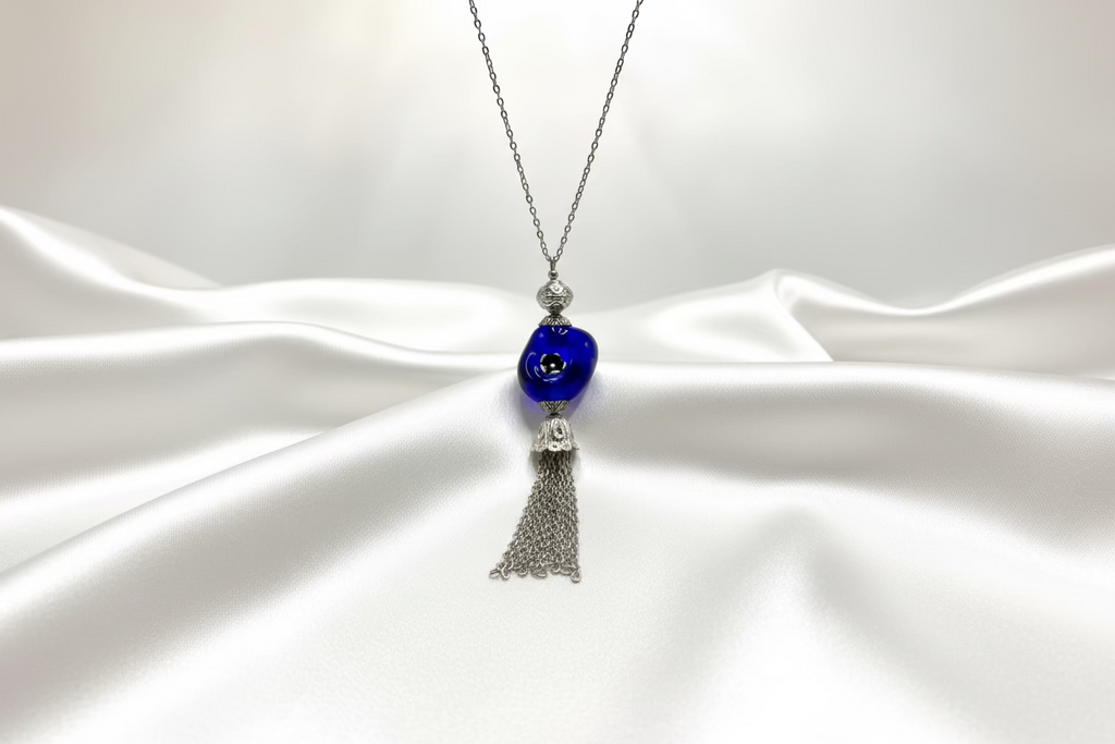 ⚜️Royal Hollow Rose Pendant