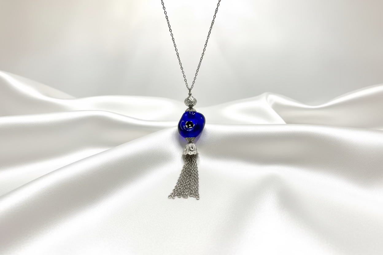 ⚜️Royal Hollow Rose Pendant