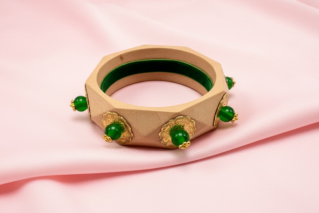 ⚜️Baroque Medallion Bangle Bracelet