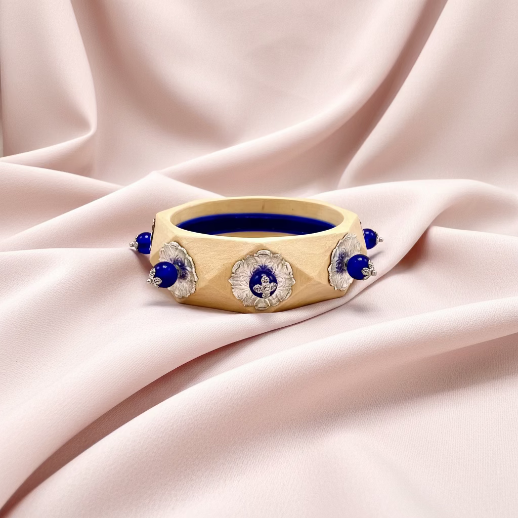 ⚜️Baroque Medallion Bangle Bracelet