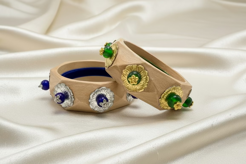 ⚜️Baroque Medallion Bangle Bracelet