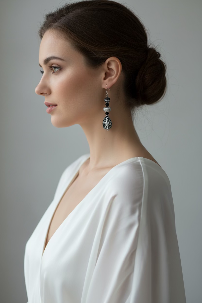 Filigree Leaves Drop Earrings 🐝