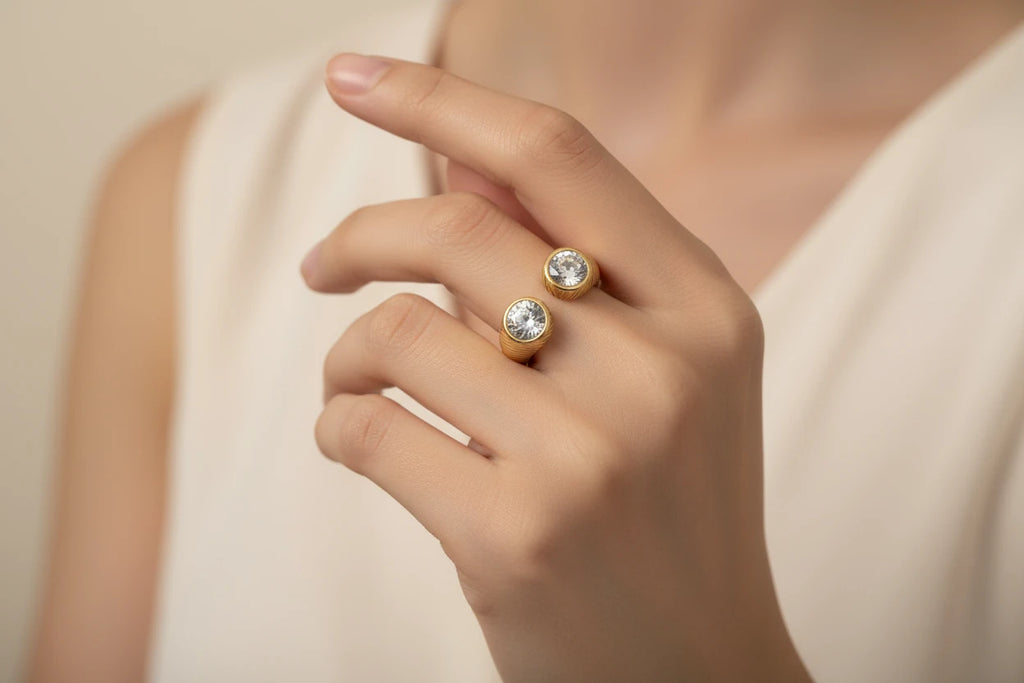 Double Round 18k Zirconia Ring