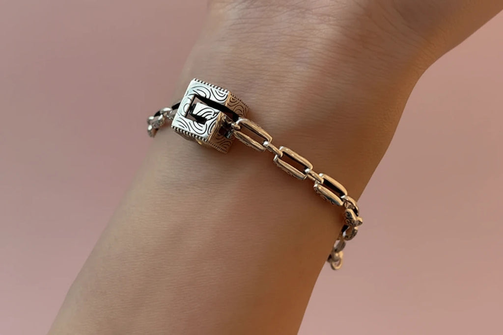 Square Purple Zirconia Bracelet