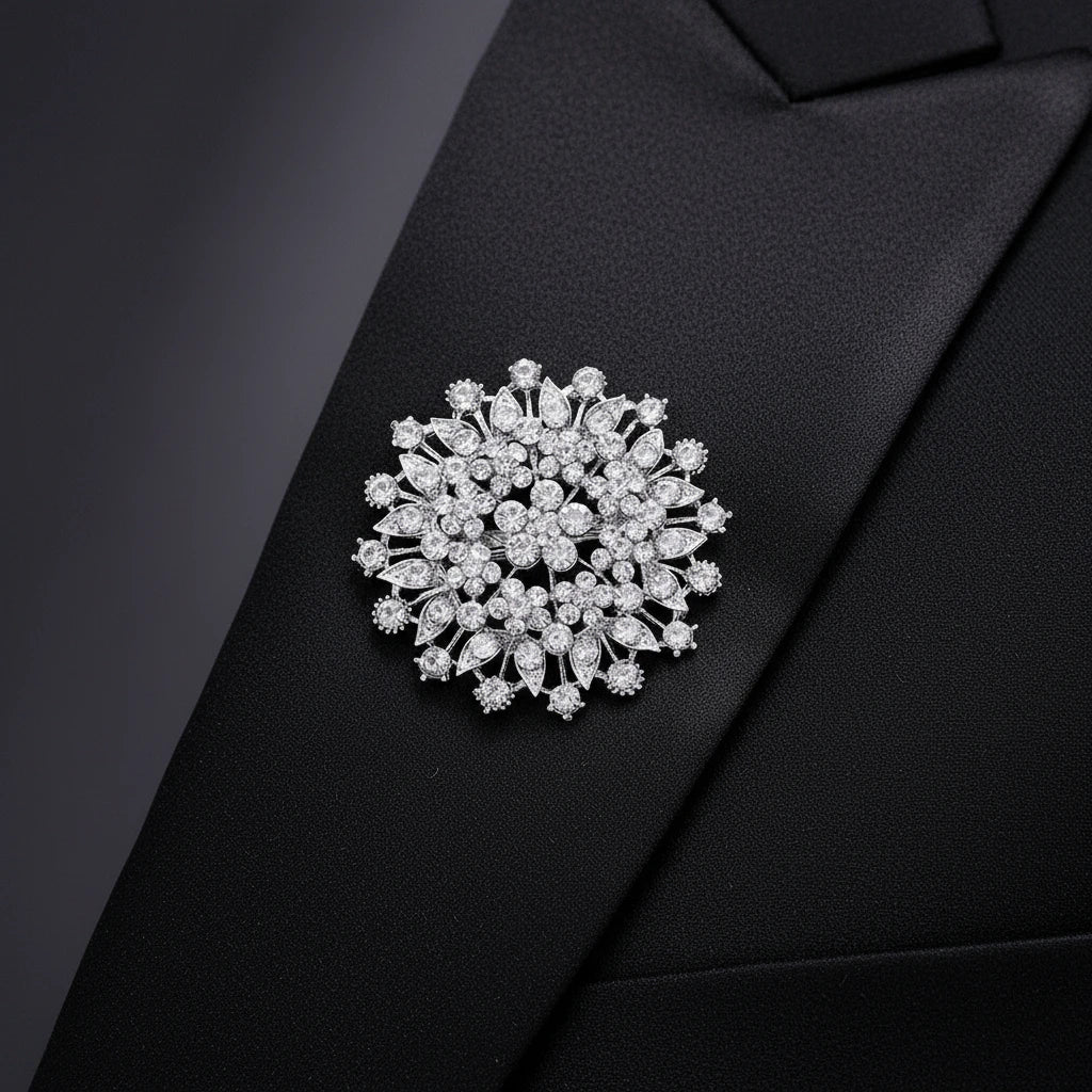 Charming Floral Rhinestone Brooch