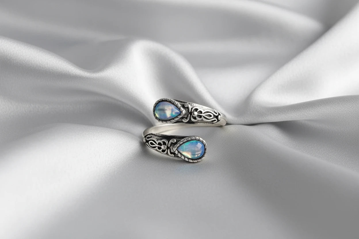 Adjustable Vintage Blue Stone Ring