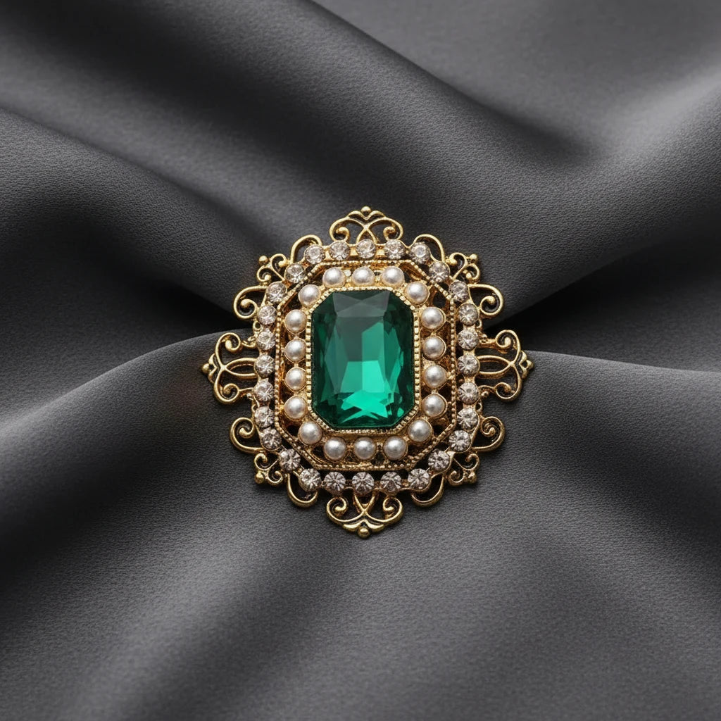 Vintage Rhinestone Brooch