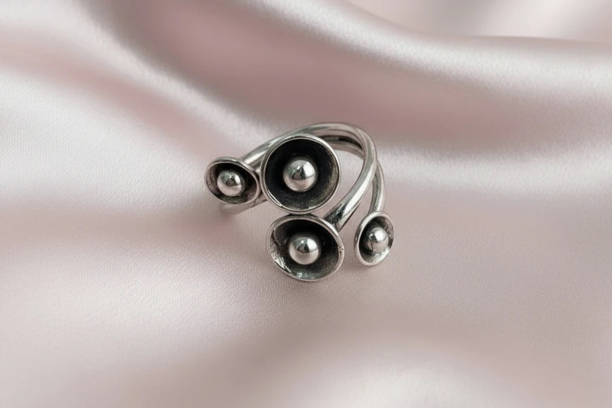 Retro Floral Sterling Silver Ring