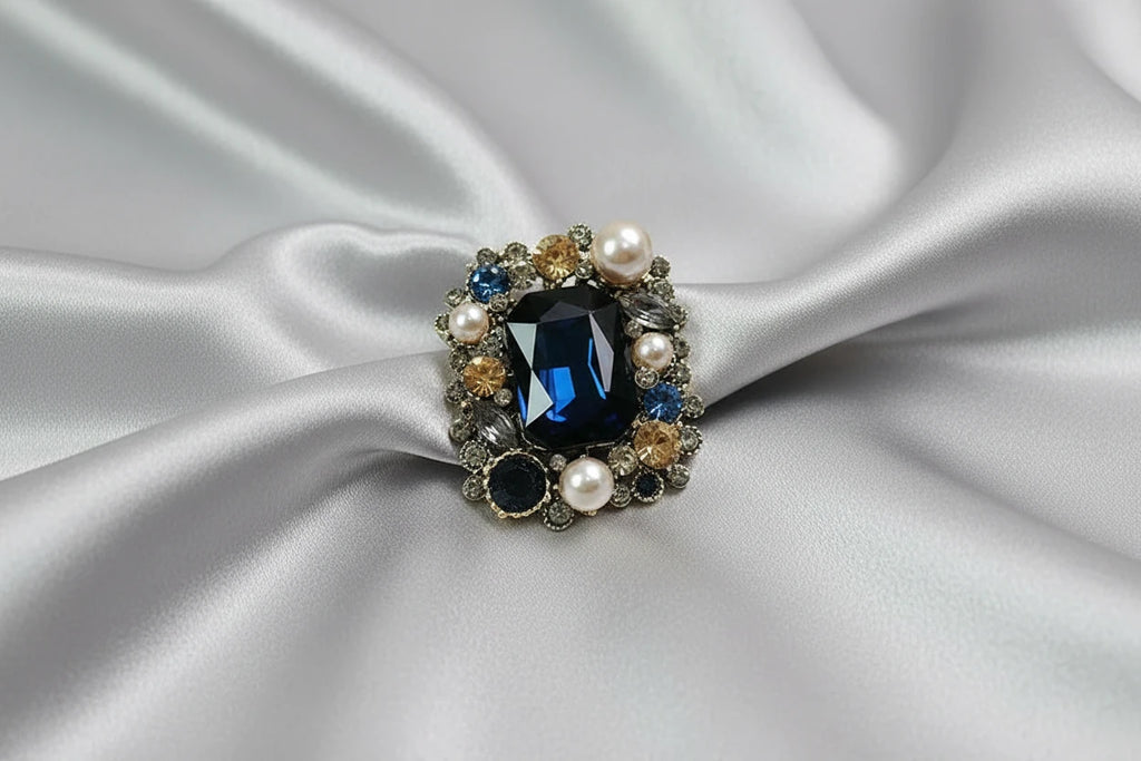 Pearl Crystal Square Brooch