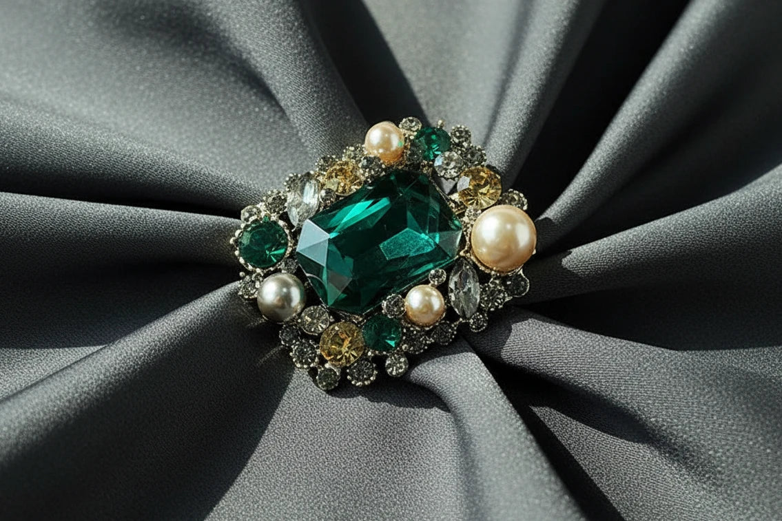 Pearl Crystal Square Brooch